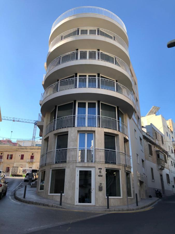 Village Point Apartments Sliema Buitenkant foto