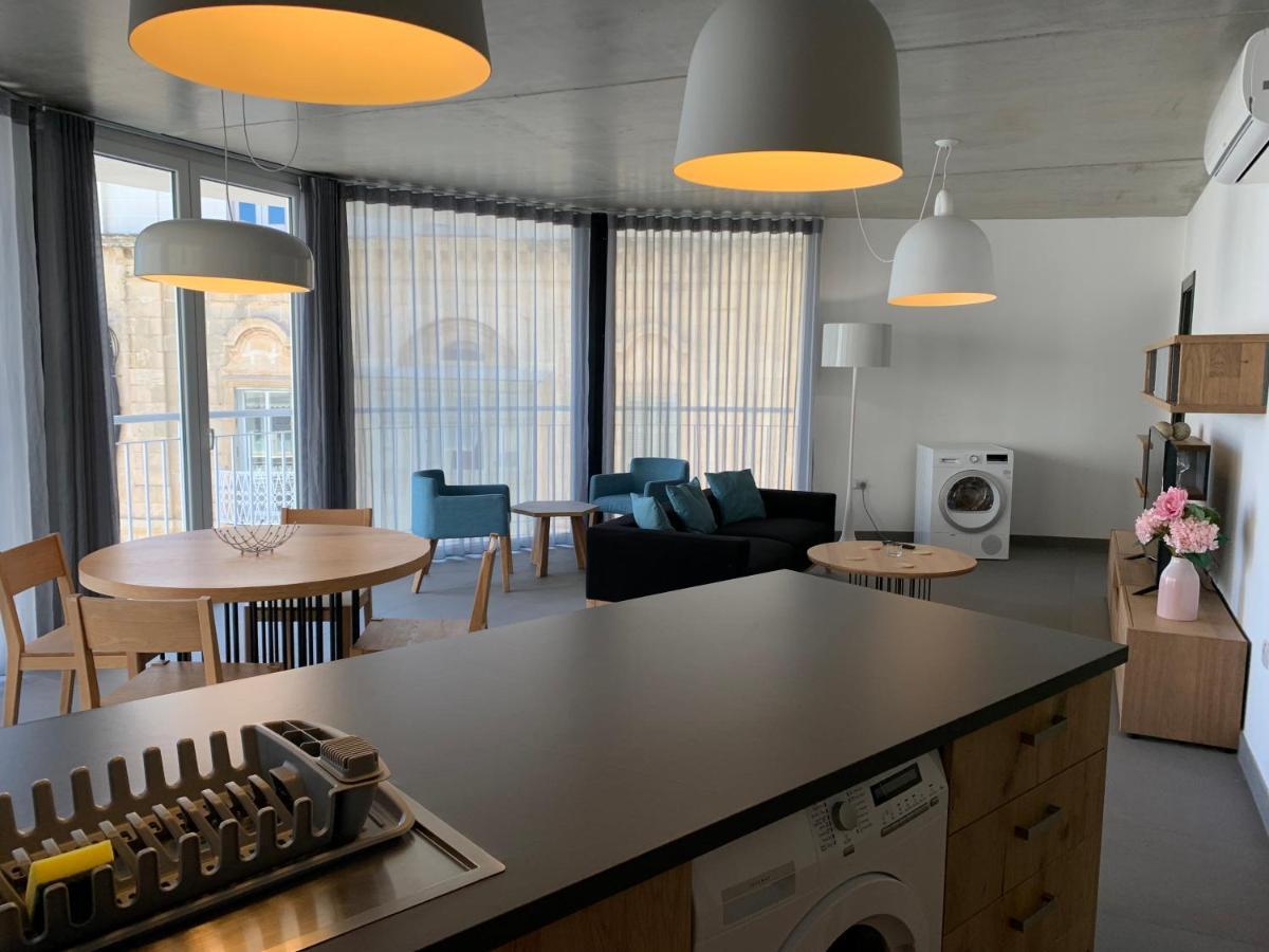 Village Point Apartments Sliema Buitenkant foto